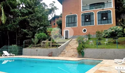 Casa com 5 quartos à venda em Roseira - SP