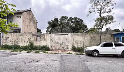 Terreno à venda em Vila Albertina - SP