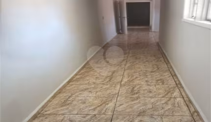 Sobrado com 3 quartos à venda em Santa Teresinha - SP