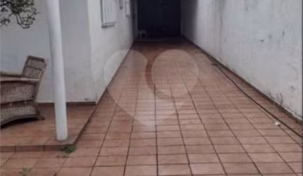 Casa térrea com 2 quartos à venda em Jardim Maria Estela - SP