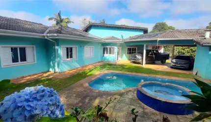 Condomínio com 4 quartos à venda em Caraguatá - SP