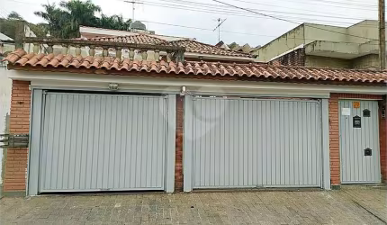 Casa com 3 quartos à venda em Horto Florestal - SP