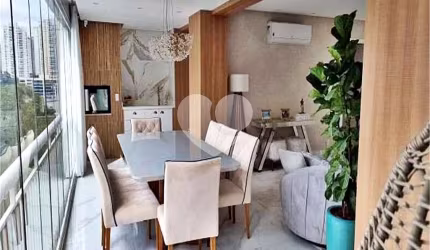 Apartamento com 3 quartos à venda em Vila Andrade - SP