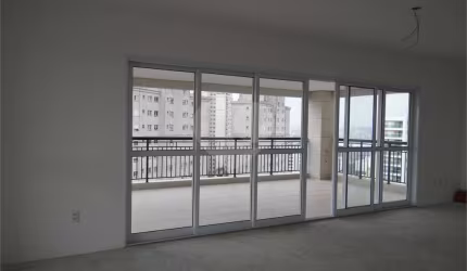 Apartamento com 4 quartos à venda em Santa Teresinha - SP