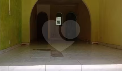 Condomínio com 3 quartos à venda em Santana - SP