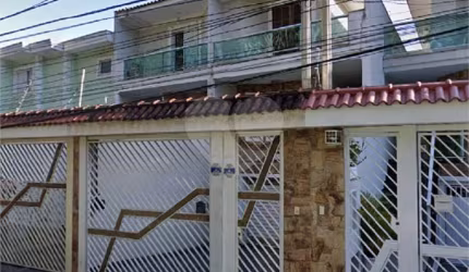 Sobrado com 4 quartos à venda em Vila Irmãos Arnoni - SP