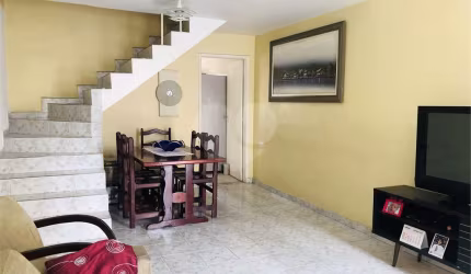 Sobrado com 2 quartos à venda em Vila Paulicéia - SP