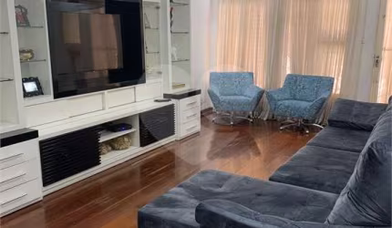 Sobrado com 2 quartos à venda em Vila Paiva - SP