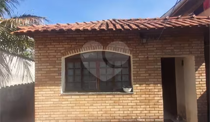 Casa térrea com 3 quartos à venda em Parque Peruche - SP