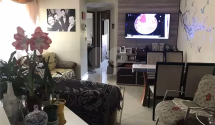 Apartamento com 2 quartos à venda em Jardim Maristela - SP