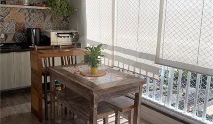 Apartamento com 3 quartos à venda em Chora Menino - SP