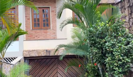 Sobrado com 3 quartos à venda em Vila Mazzei - SP