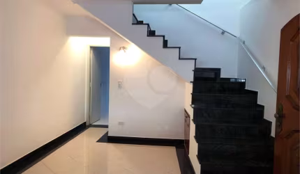Sobrado com 4 quartos à venda em Jardim Guanca - SP