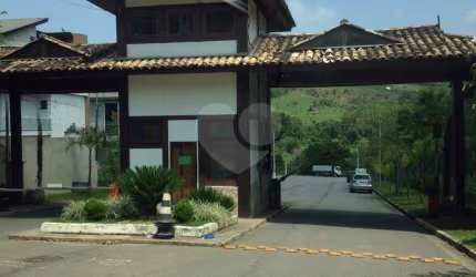Condomínio à venda em Jardim Peri - SP