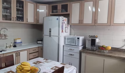 Sobrado com 2 quartos à venda em Vila Nilo - SP