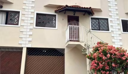 Condomínio com 3 quartos à venda em Vila Santos - SP