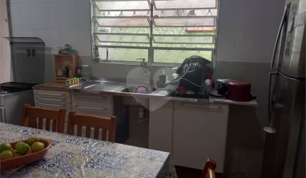 Casa térrea com 3 quartos à venda em Vila Vitório Mazzei - SP