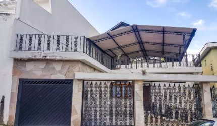 Casa térrea com 3 quartos à venda em Jardim Carlu - SP