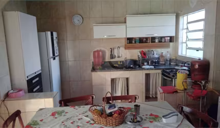 Terreno com 2 quartos à venda em Parada Inglesa - SP