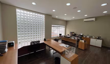 Prédio inteiro à venda ou para locação em Santana - SP