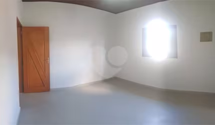 Casa com 2 quartos à venda em Vila Mazzei - SP