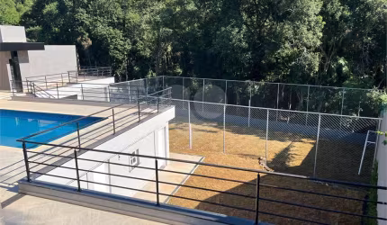 Condomínio com 3 quartos à venda em Centro - SP