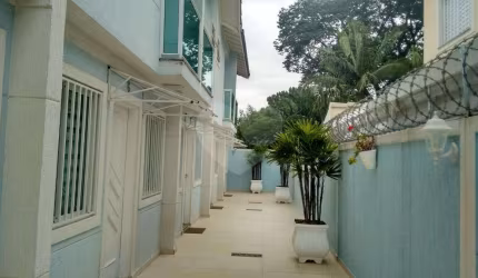 Condomínio com 2 quartos à venda em Vila Irmãos Arnoni - SP