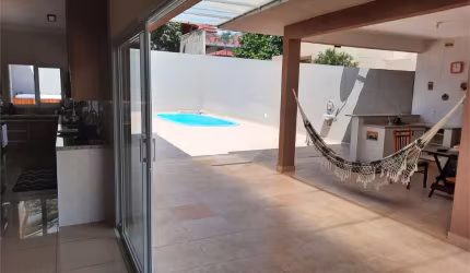 Sobrado com 4 quartos à venda em Condomínio Parque Das Garças I - SP