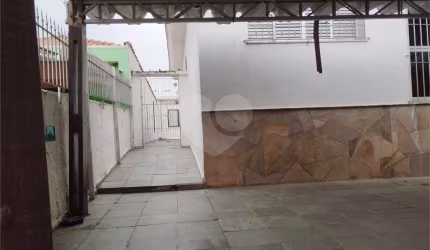 Casa térrea com 2 quartos à venda em Parque Vitória - SP