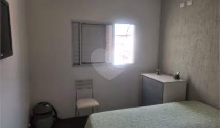 Sobrado com 2 quartos à venda em Vila Nivi - SP
