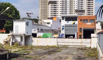 Galpão à venda ou para locação em Vila Anastácio - SP