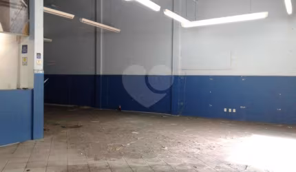 Prédio inteiro à venda ou para locação em Canindé - SP