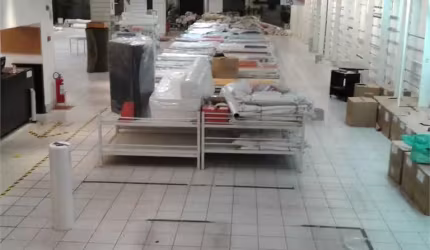 Prédio inteiro à venda ou para locação em Santana - SP