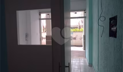 Salas à venda ou para locação em Liberdade - SP