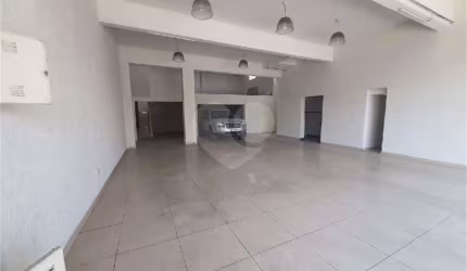 Prédio inteiro à venda ou para locação em Canindé - SP