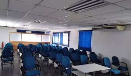 Prédio inteiro à venda ou para locação em Vila Maria Baixa - SP