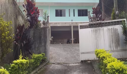 Casa térrea com 4 quartos à venda ou para locação em Tucuruvi - SP