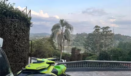 Casa com 5 quartos à venda ou para locação em Caceia - SP