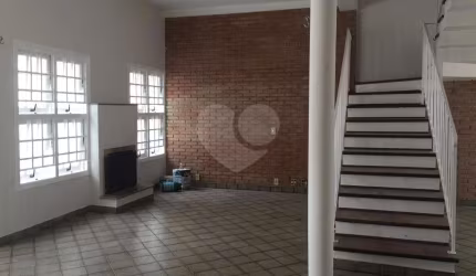 Sobrado com 4 quartos à venda ou para locação em Indianópolis - SP
