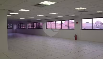 Prédio inteiro à venda ou para locação em Parque Industrial Tomas Edson - SP