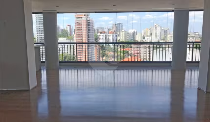 Apartamento com 3 quartos à venda ou para locação em Sumaré - SP