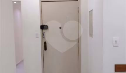 Apartamento com 3 quartos à venda em República - SP