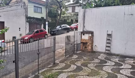 Casa térrea com 3 quartos à venda em Vila Albertina - SP