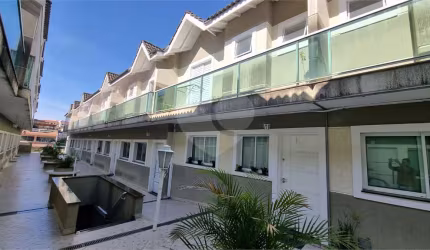 Condomínio com 3 quartos à venda ou para locação em Vila Mazzei - SP