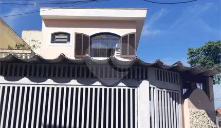 Sobrado com 3 quartos à venda ou para locação em Imirim - SP