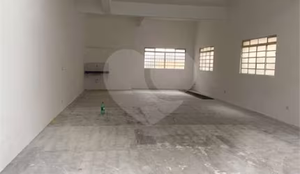 Prédio inteiro à venda em Vila Baruel - SP