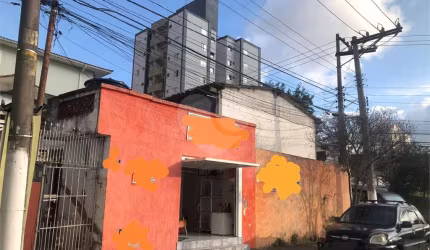 Casa térrea com 6 quartos à venda em Vila Mazzei - SP