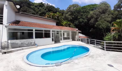 Casa térrea com 3 quartos à venda em Roseira - SP