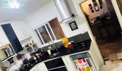 Sobrado com 3 quartos à venda em Vila Medeiros - SP