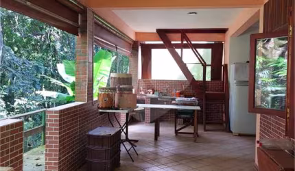 Condomínio com 3 quartos à venda em Roseira - SP